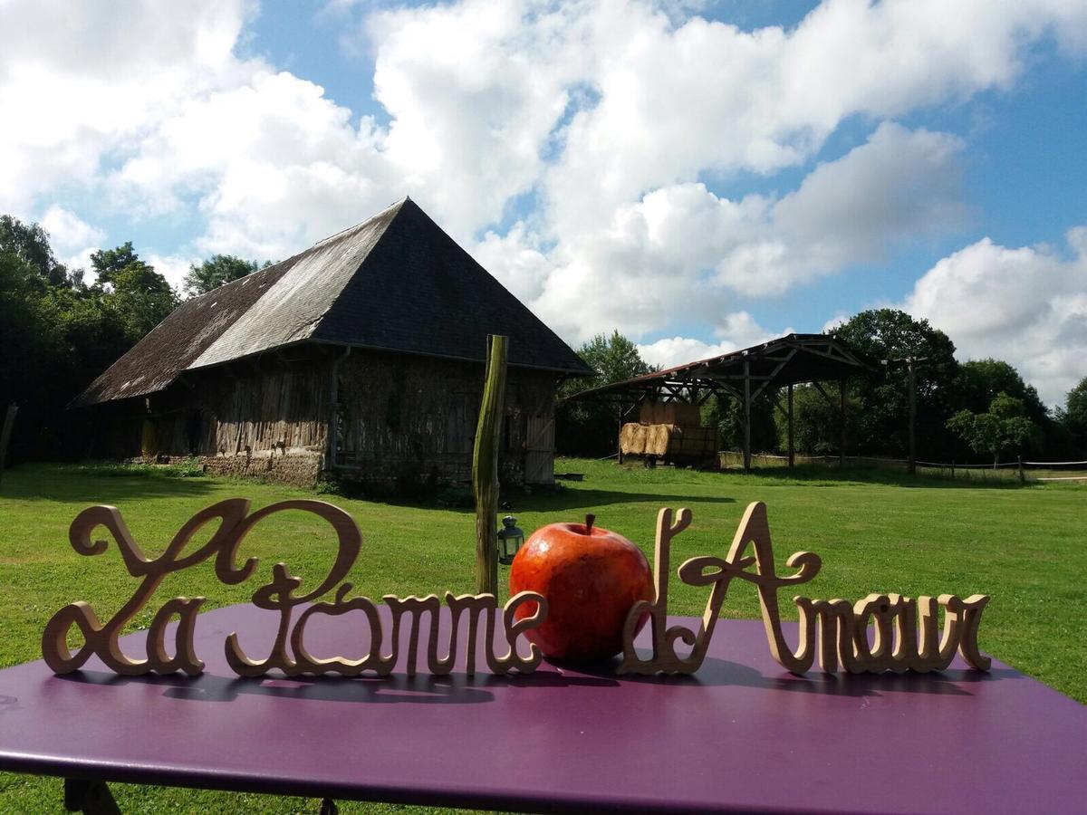 La Pomme D'Amour Bed & Breakfast Honfleur Exterior photo